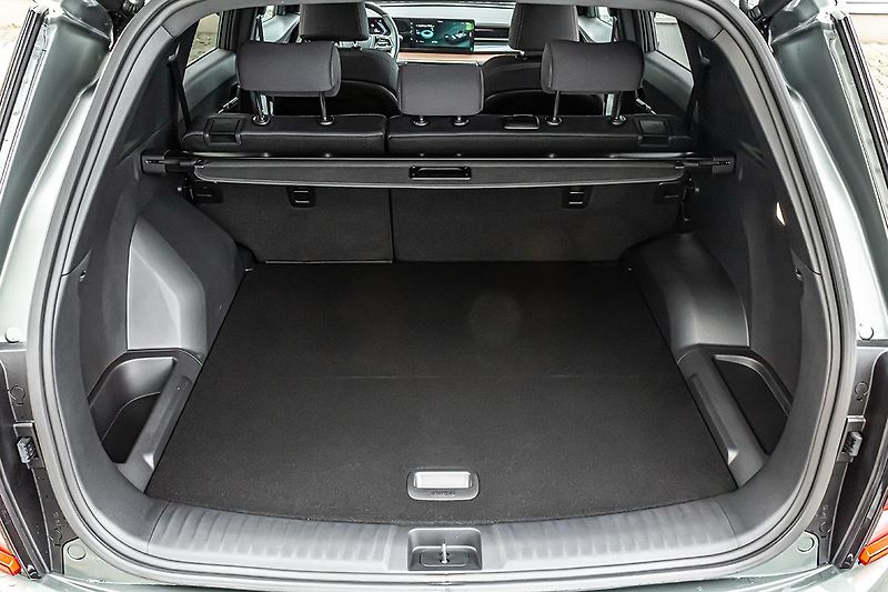 SsangYong Torres (2026) 1,5 HEV STYLE safety 5 el.dveř - fotka 9 z 15