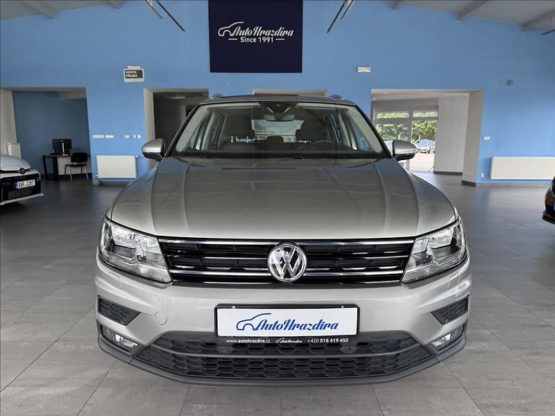 Volkswagen Tiguan 1,4   TSI,SERVISKA,1.MAJITEL - fotka 2 z 26