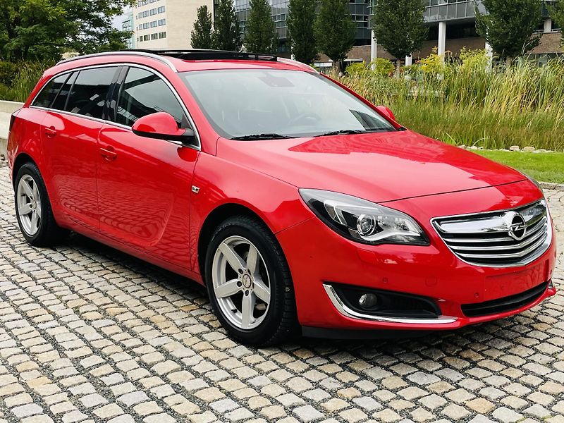 Opel Insignia 2.0CDT 4x4 AUT KAMERA SERVISKA - fotka 9 z 46