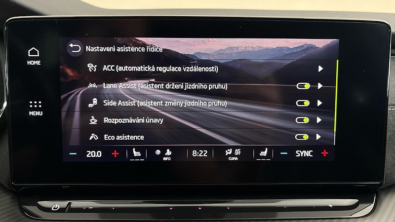 Škoda Octavia 2.0 TDI DSG RS - fotka 29 z 33