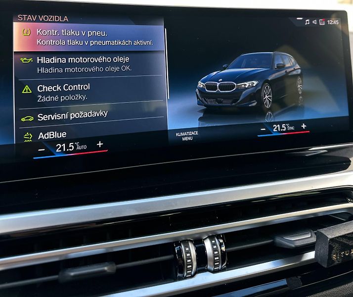 BMW Řada 3 (2023) 318D TOURING G21 LCI 110KW - fotka 27 z 49