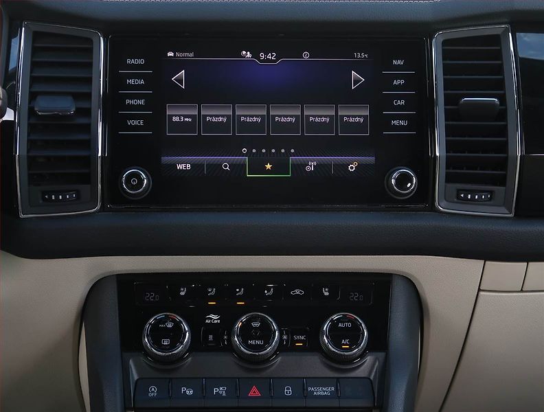 Škoda Kodiaq (2023) 2.0 TSI - fotka 12 z 26