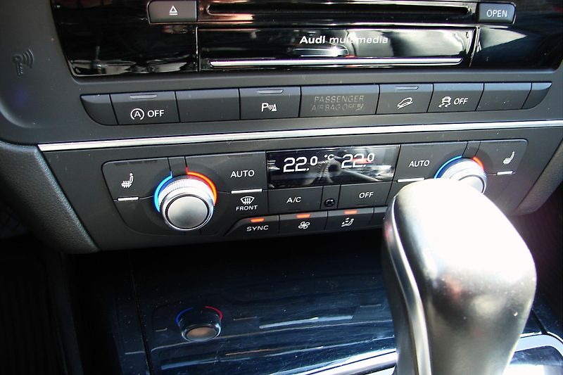 Audi A6 Allroad 3.0BiTDi V6 320PS Quattro Kůže - fotka 35 z 58