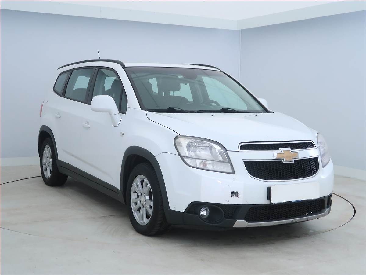 Chevrolet Orlando 2.0 VCDi, 7 míst, po STK