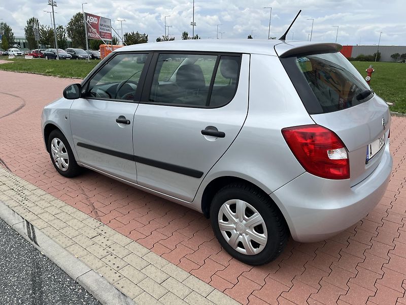 Škoda Fabia 1.2 HTp Special - fotka 7 z 36