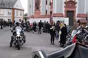 Motorkáři se sjeli na žehnání v bazilice v Jablonném.