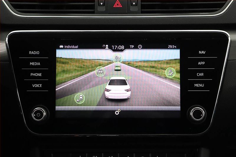 Škoda Superb (2021) Style 2.0 TDI - fotka 17 z 20