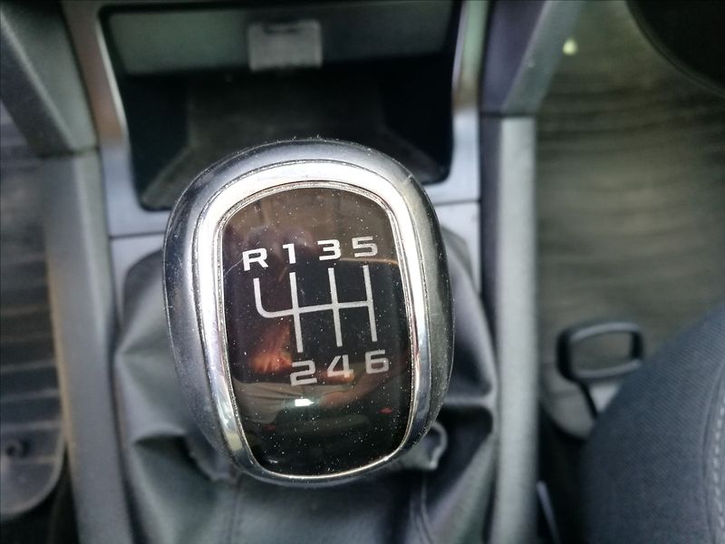 Škoda Yeti 1,2 TSI Ambiente - fotka 8 z 16