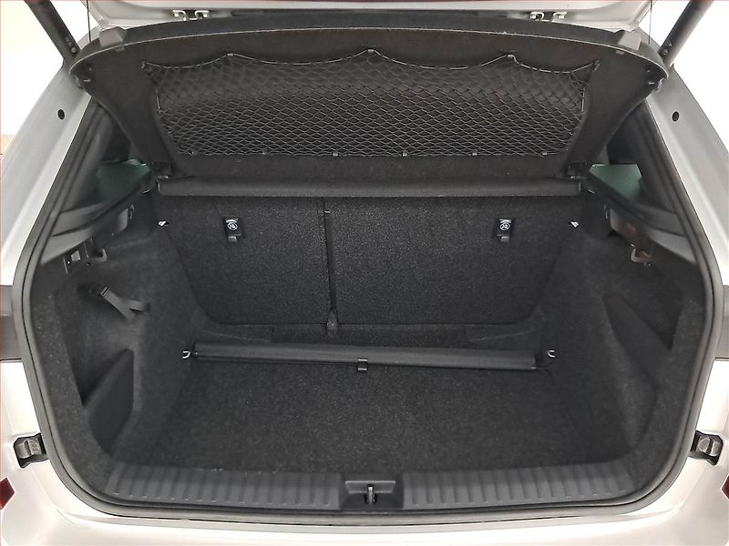 Škoda Kamiq (2022) Monte Carlo 1.5 TSI - fotka 13 z 25