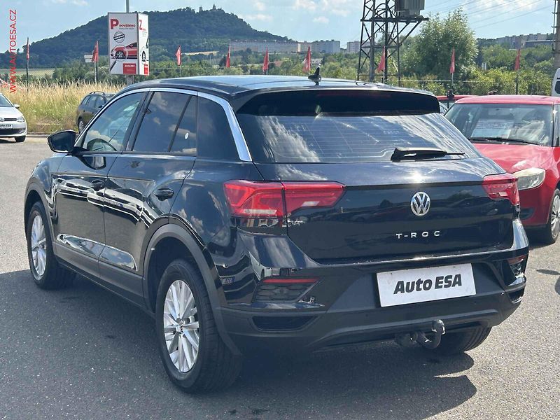 Volkswagen T-Roc (2019) 1.0TSi, ČR, AC, tažné - fotka 6 z 17