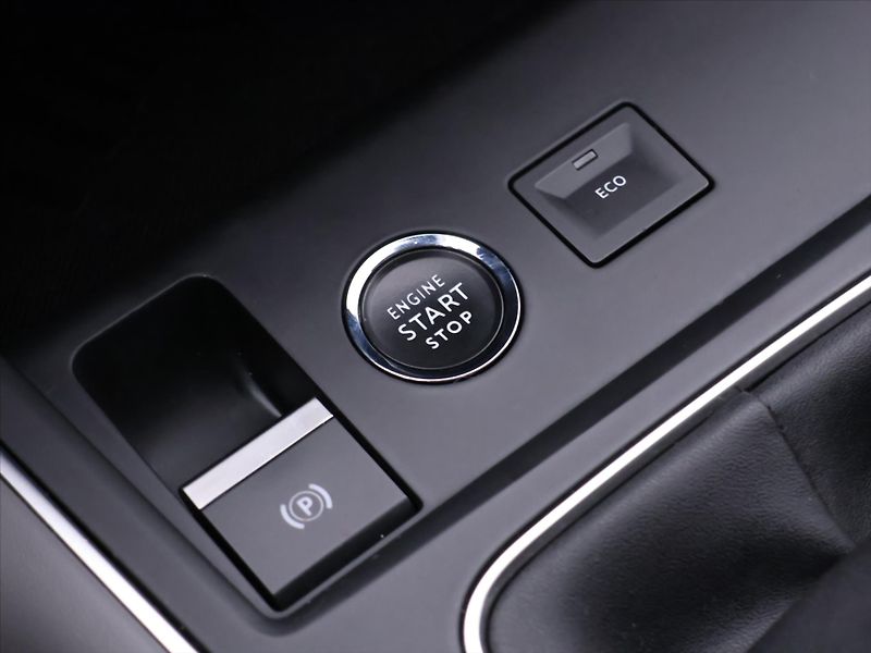 Citroën C5 Aircross 1,2 PureTech Navi R.Kam. - fotka 24 z 32