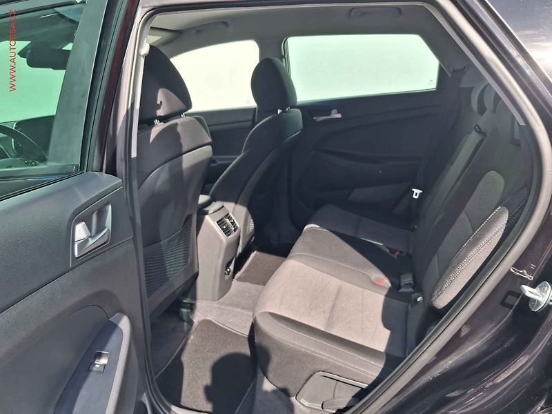 Hyundai Tucson (2019) 1.6 GDi 2WD, LED, navi - fotka 10 z 19