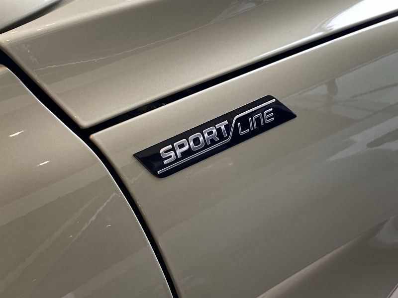 Škoda Superb (2026) Combi 2,0 TDI 110 kW DSG Sport - fotka 23 z 25