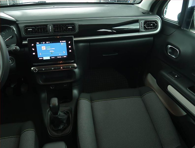 Citroën C3 (2021) Feel Pack 1.2 PureTech, ČR - fotka 8 z 15