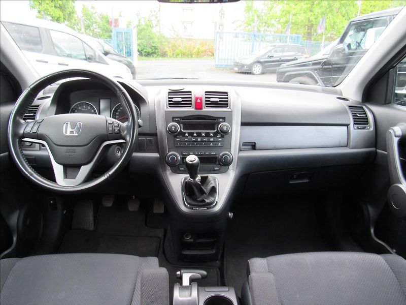 Honda CR-V 2,0 i-VTEC 4x4 Elegance - fotka 11 z 28