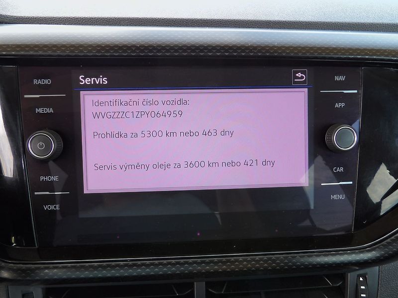 Volkswagen T-Cross 1.0TSI 70kW Virtual ACC CarPla - fotka 30 z 32