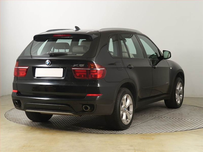 BMW X5 (2013) xDrive40d, 4X4, Automat, Kůže - fotka 5 z 31