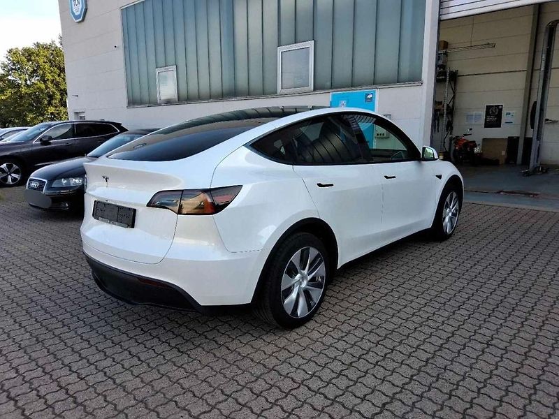 Tesla Model Y LONG RANGE DUAL MOTOR TZ 93,8% - fotka 3 z 10
