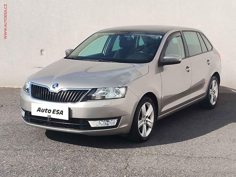 Škoda Rapid (2016) 1.4 TSi, Joy, DSG, xenon - fotka 3 z 20
