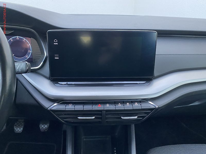 Škoda Octavia (2020) 1.5 TSi, Ambition - fotka 12 z 19