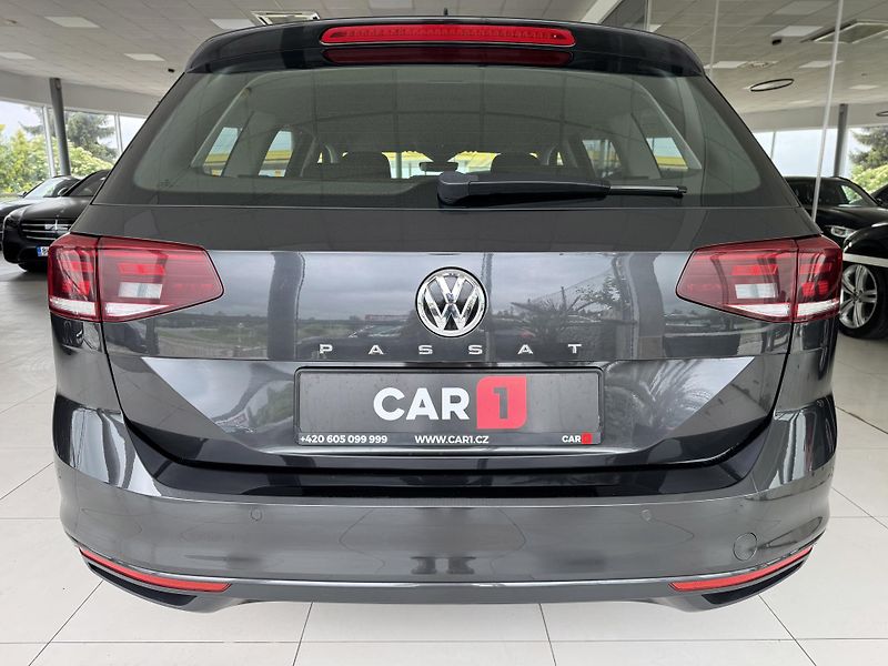 Volkswagen Passat 1,5TSI 110kW DSG*Navi*Kamera - fotka 6 z 35