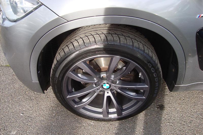 BMW X6 (2015) Xdrive,3.0d,M-Paket,ČR,1.Maj. - fotka 10 z 94
