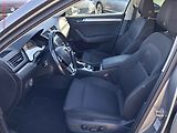Škoda Superb (2015) 2.0 TDI, ČR, DSG, navi, bixen - náhled 9