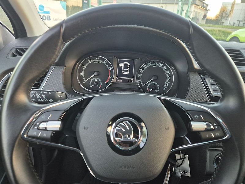 Škoda Fabia Combi 1,0 TSI Ambition TOP, zá - fotka 14 z 19