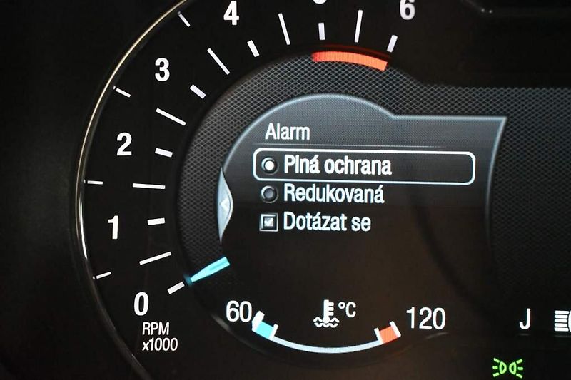 Ford Mondeo (2022) 2.0 140 KW LED SONY ACC 8AT EC - fotka 34 z 41