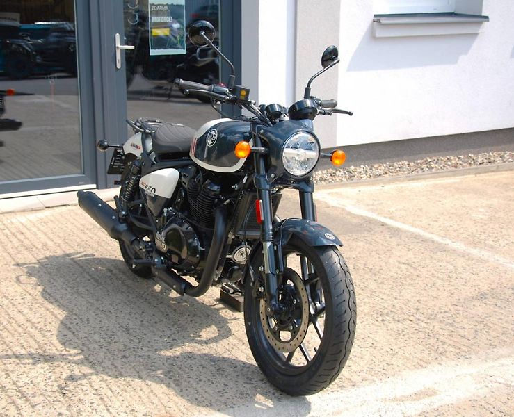 Royal Enfield Shotgun 650 (2026) WHITE - fotka 9 z 25