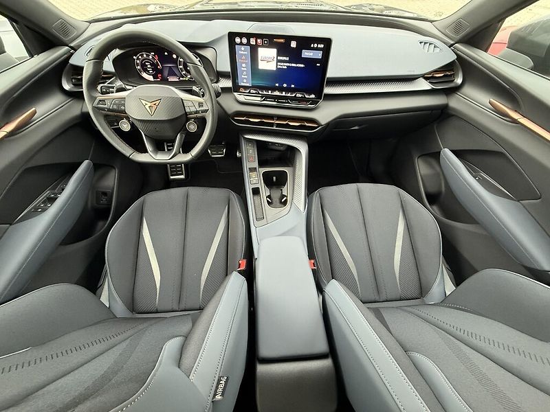 Cupra Terramar DSG 4WD 2,0 TSi 150 kW - fotka 10 z 24