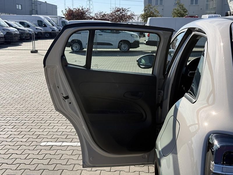 Fiat 600 (2026) Icon 1.2 Turbo Hybrid 145k  - fotka 12 z 25