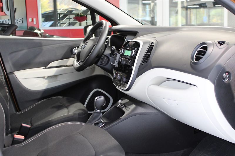 Renault Captur Experience TCe CZ/1.Maj/Fullse - fotka 17 z 22
