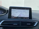 Peugeot 3008 (2019) 1.2 PT, GT Line, LED, navi - náhled 18