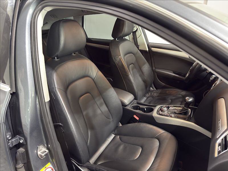 Audi A4 Allroad 3,0   TDI AT 180KW B&O BI-XEN - fotka 24 z 32