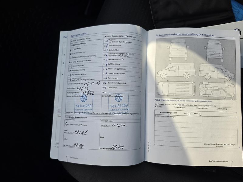 Volkswagen Multivan 2.0 TDI 7 Míst Special - fotka 22 z 22