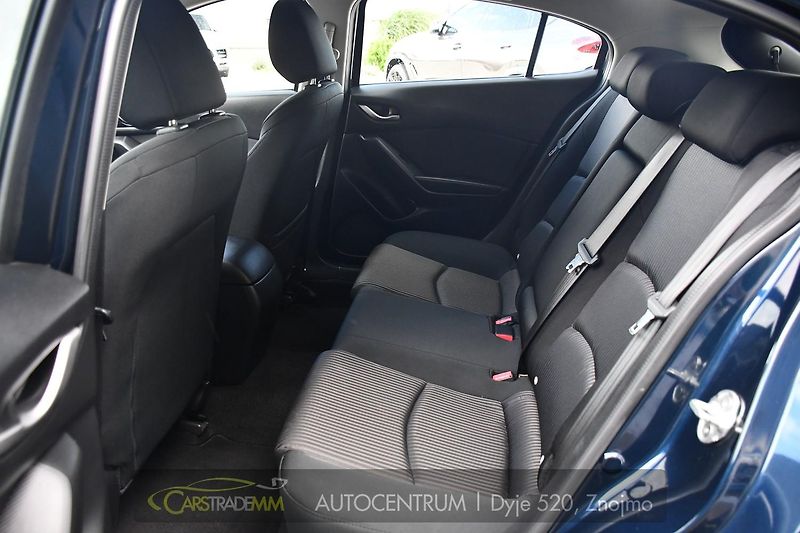 Mazda 3 2.0 SkyActiv-G120  - fotka 19 z 47