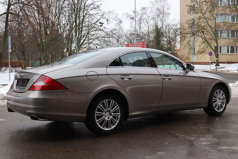 Mercedes-Benz CLS CLS 350 200kW - fotka 10 z 50