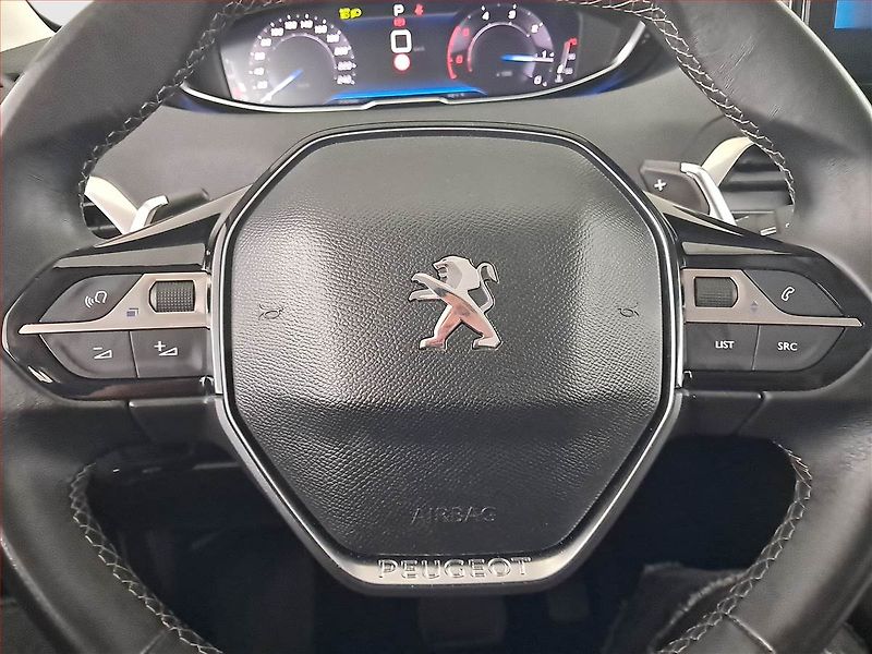 Peugeot 5008 (2021) 1.5 BlueHDi - fotka 22 z 24