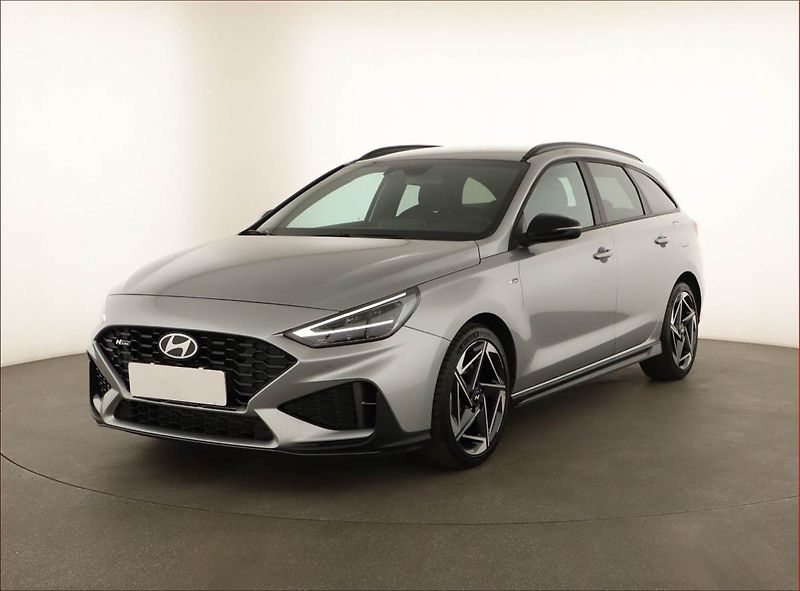 Hyundai i30 (2025) 1.5 T-GDI MHEV 48V, N-LINE - fotka 2 z 16