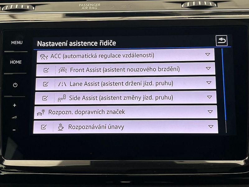 Volkswagen Touran Highline 1.5TSI 110kW DSG 7mís - fotka 87 z 96