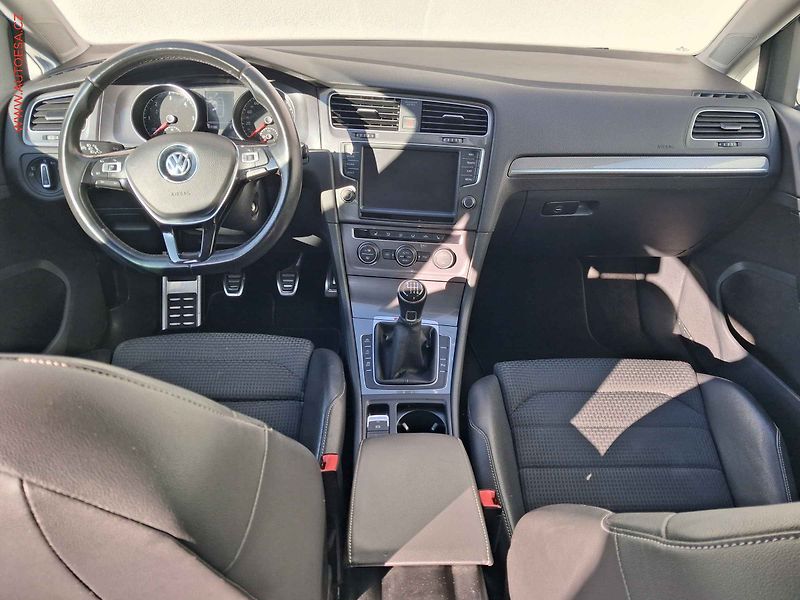 Volkswagen Golf (2015) 2.0 TDi 4X4, Alltrack, TZ - fotka 8 z 21