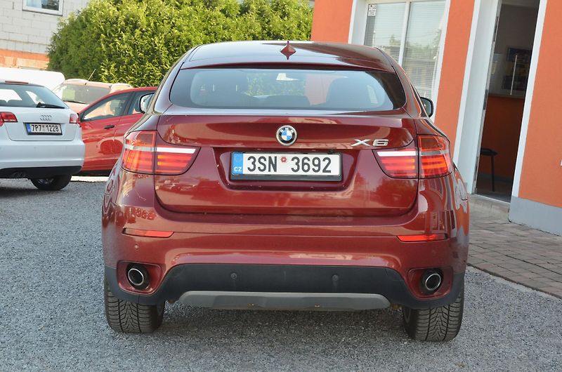 BMW X6 (2013) xDrive 40d 225kW / ČR - fotka 5 z 37