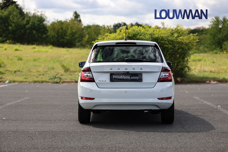 Škoda Fabia 1.0 TSI style - fotka 24 z 26