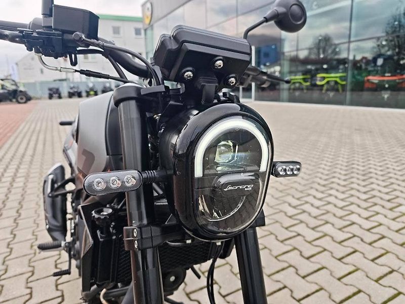 Benelli Leoncino 125 (2024) - fotka 9 z 20