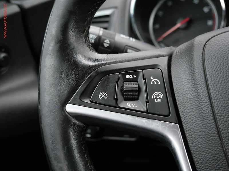 Opel Astra (2014) 1.4 T, AC, TZ, bixen - fotka 12 z 18