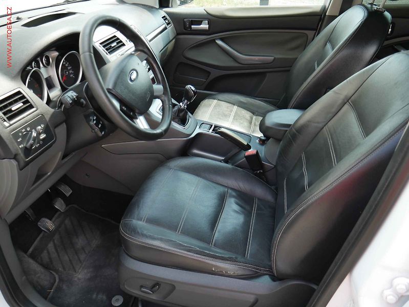Ford Kuga (2012) 2.0TDCi 4x4, Výhřev sed. - fotka 9 z 18