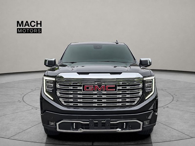 GMC Sierra (2026) 1500 Denali 3,0 Duramax Diesel - fotka 5 z 13