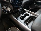 Dodge RAM (2025) 5.7 Laramie V8 LPG Prins - náhled 25
