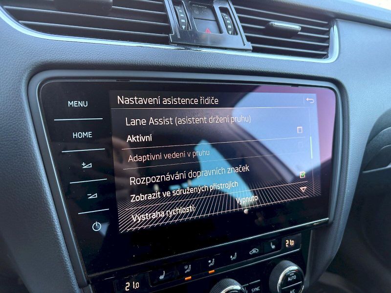 Škoda Octavia (2017) TDI 110 kW Style Plus - tažné - fotka 18 z 34